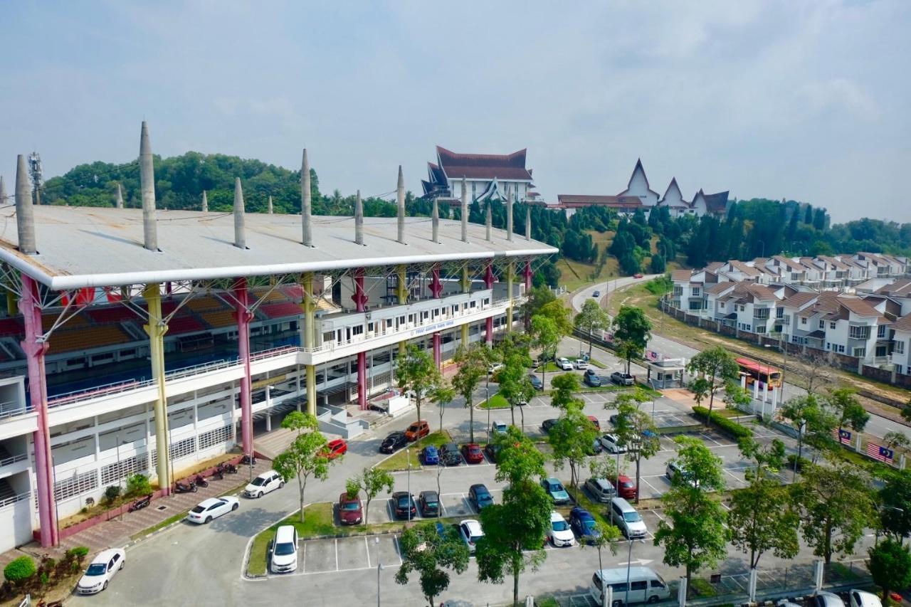 Carlton Hotel Shah Alam Exterior photo